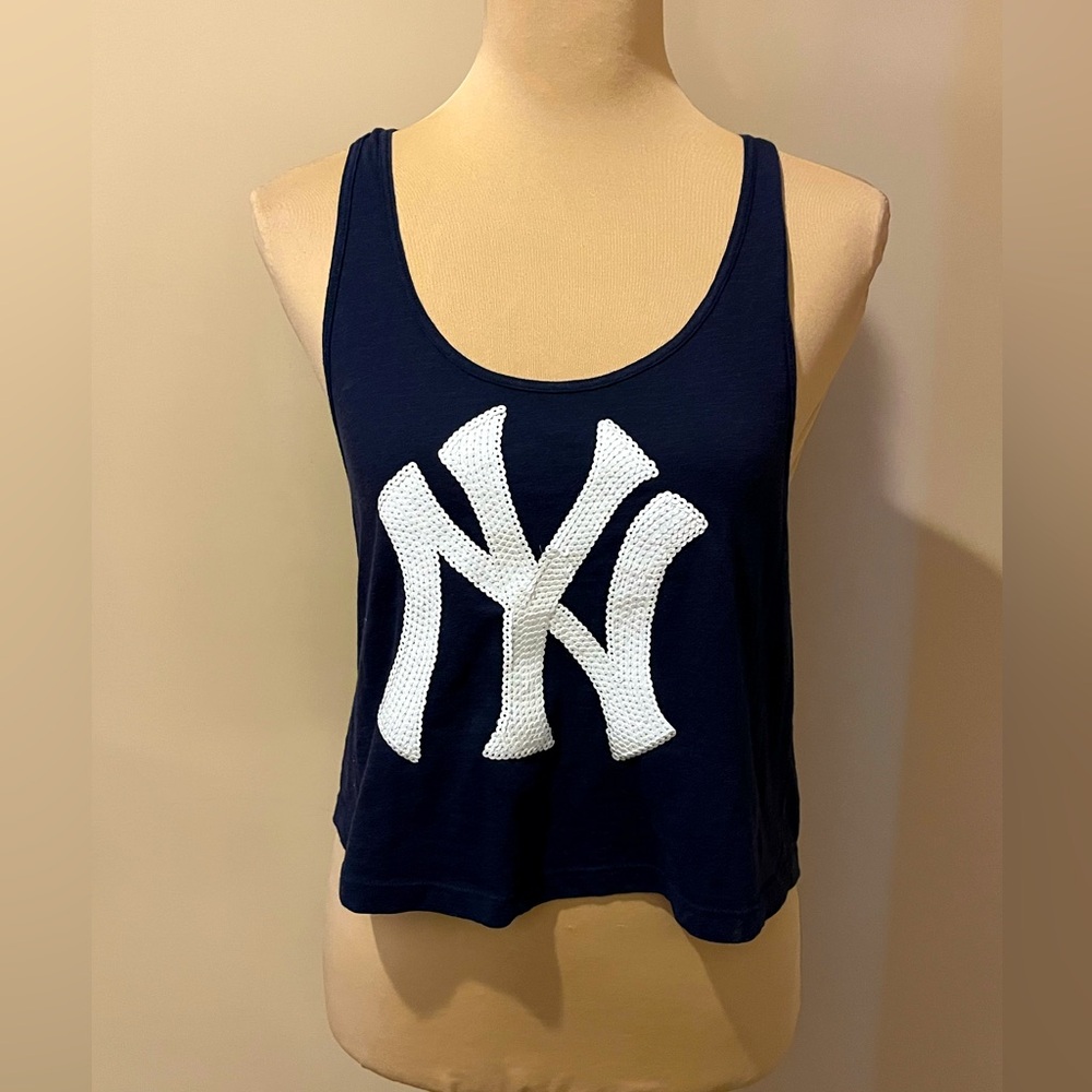 PINK Victoria's Secret New York Yankee Navy Blue Cropped Tank with White NY Logo